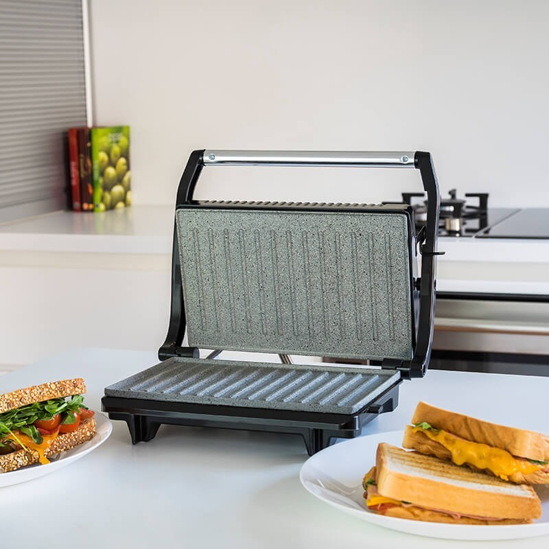 GRILL CECOTEC 03022 INOX 700W 23X14,5CM REVS.PIEDR