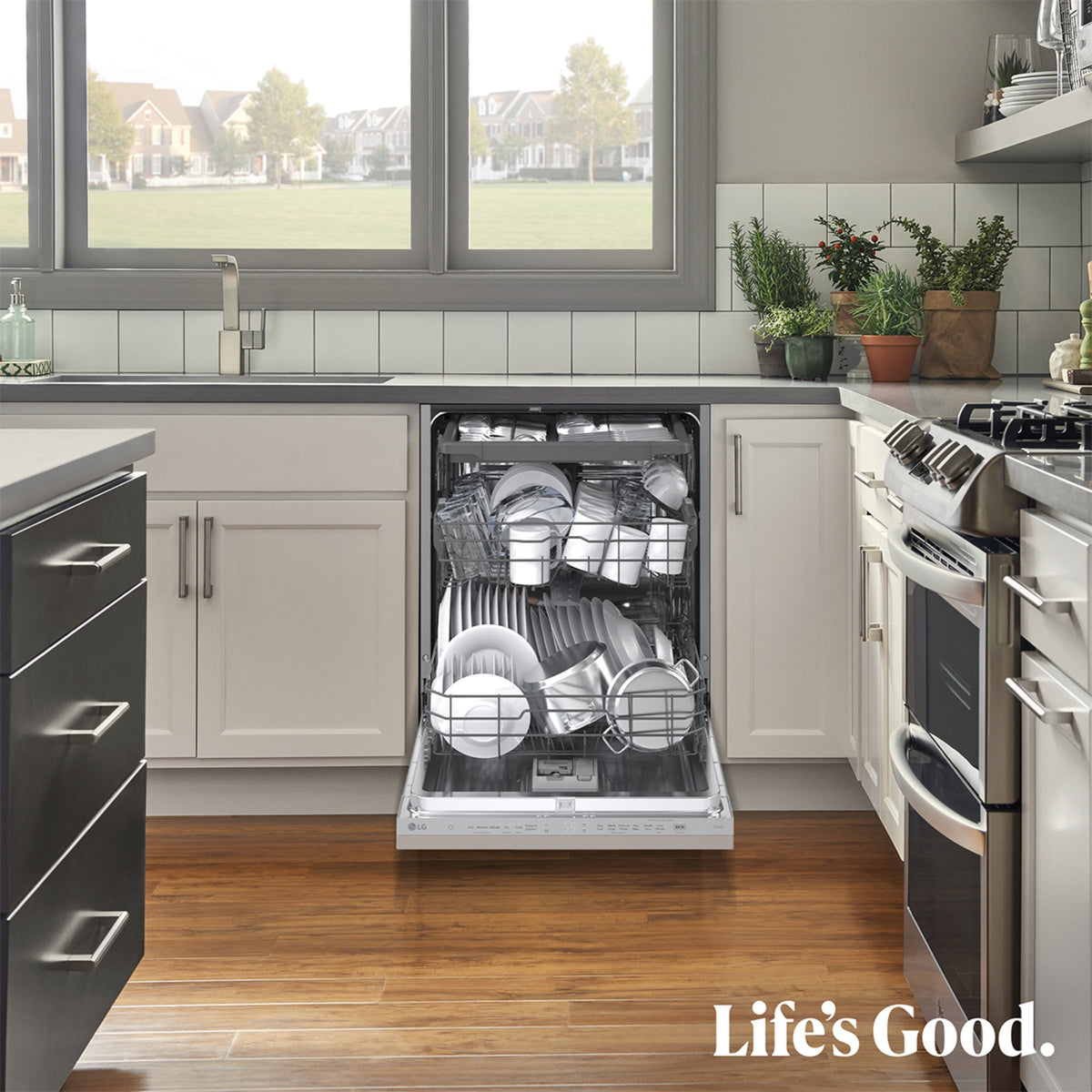 LVJ. LG DB273TX 9P QUADWASH 3ªB 44DB INT