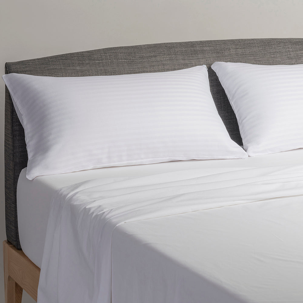 Funda de Almohada Raso Labrado Velfont