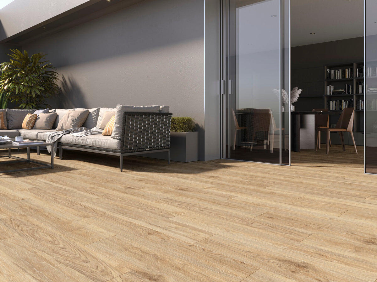 Pavimento porcelánico Ducale 20x120 cm Cedar - Baldocer (ambiente)