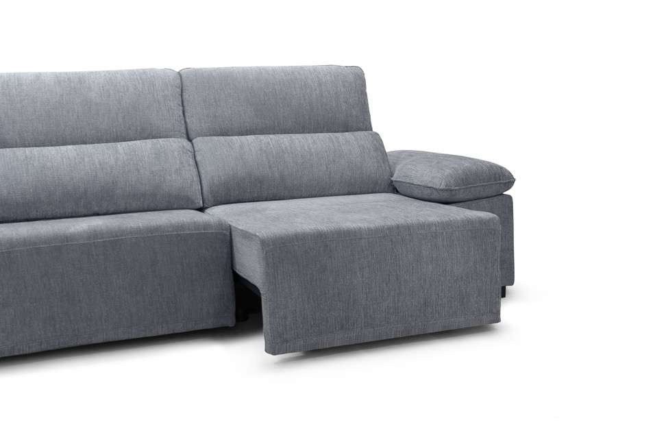 Sofá Victoria de A.V. Sofás con asiento deslizante extendido