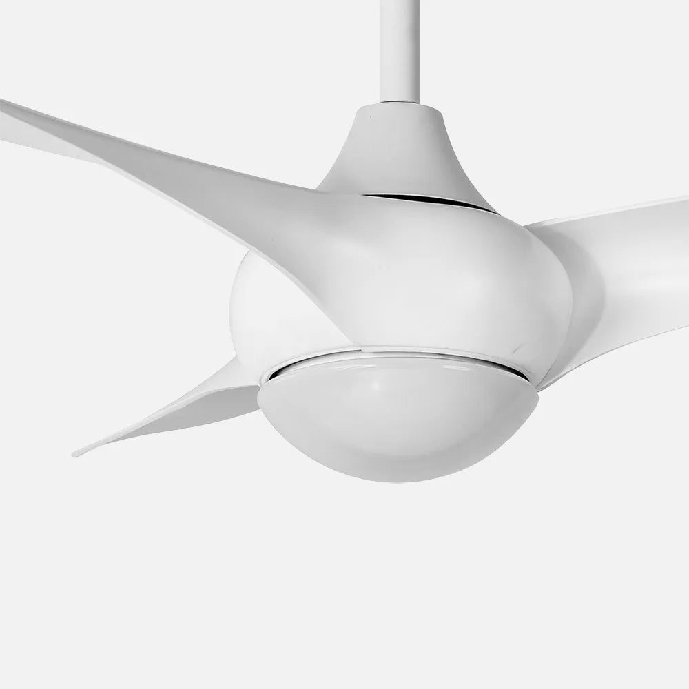 Ventilador de techo DC Canea 134 cm con luz LED de FABRILAMP en color blanco – vista de detalle