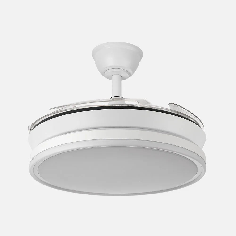 Ventilador de techo DC Bayomo 91 cm con aspas retráctiles y luz LED de FABRILAMP en color blanco – vista de detalle