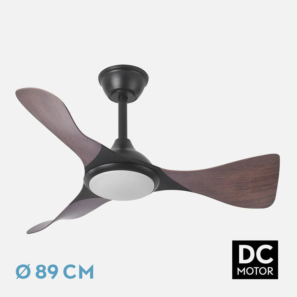 Ventilador de techo DC Caimán 89 cm con luz LED de FABRILAMP en color negro/roble – vista de detalle