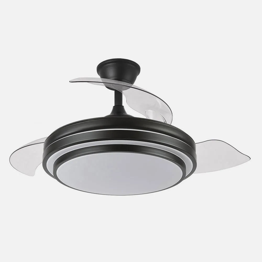 Ventilador de techo DC Ibe 107 cm con aspas retráctiles y luz LED de FABRILAMP en color negro – vista de detalle