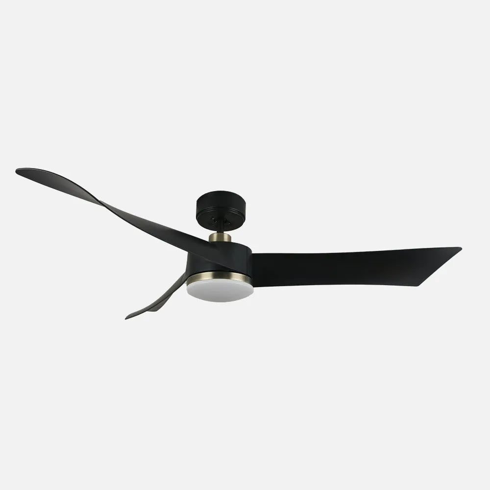 Ventilador de techo DC Tempel 132 cm con luz LED de FABRILAMP en color negro/cuero – vista de detalle