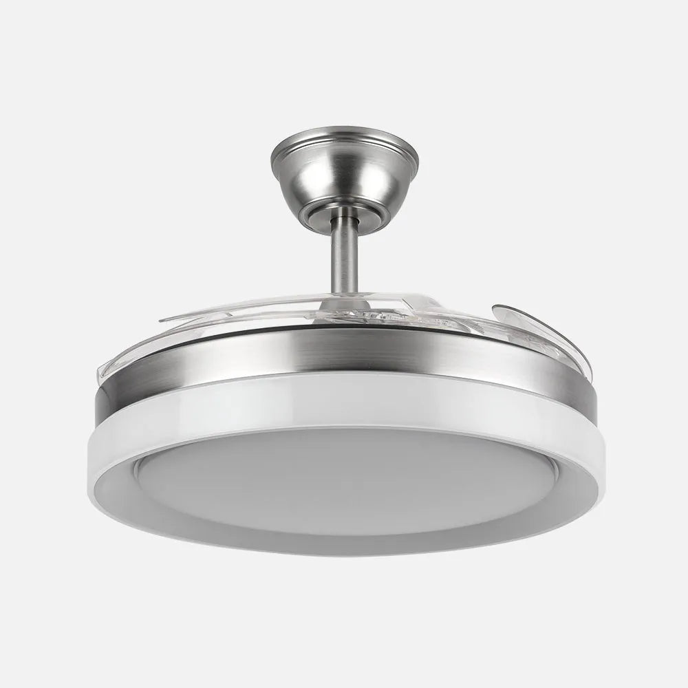 Ventilador de techo DC Zenit 107 cm con aspas retráctiles y luz LED de FABRILAMP en color níquel – vista de detalle