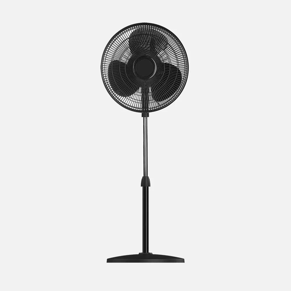Ventilador de pie Yamato 50 W de FABRILAMP en color negro