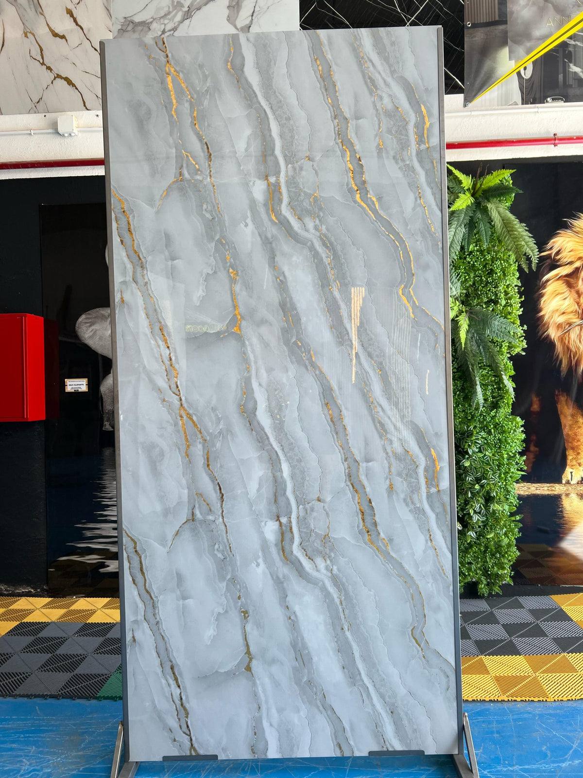 Placa decorativa polvo de piedra Mármol Río Oro 260 x 122 cm