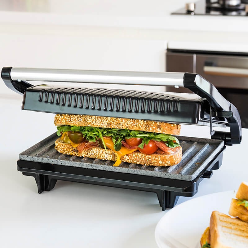 GRILL CECOTEC 03022 INOX 700W 23X14,5CM REVS.PIEDR