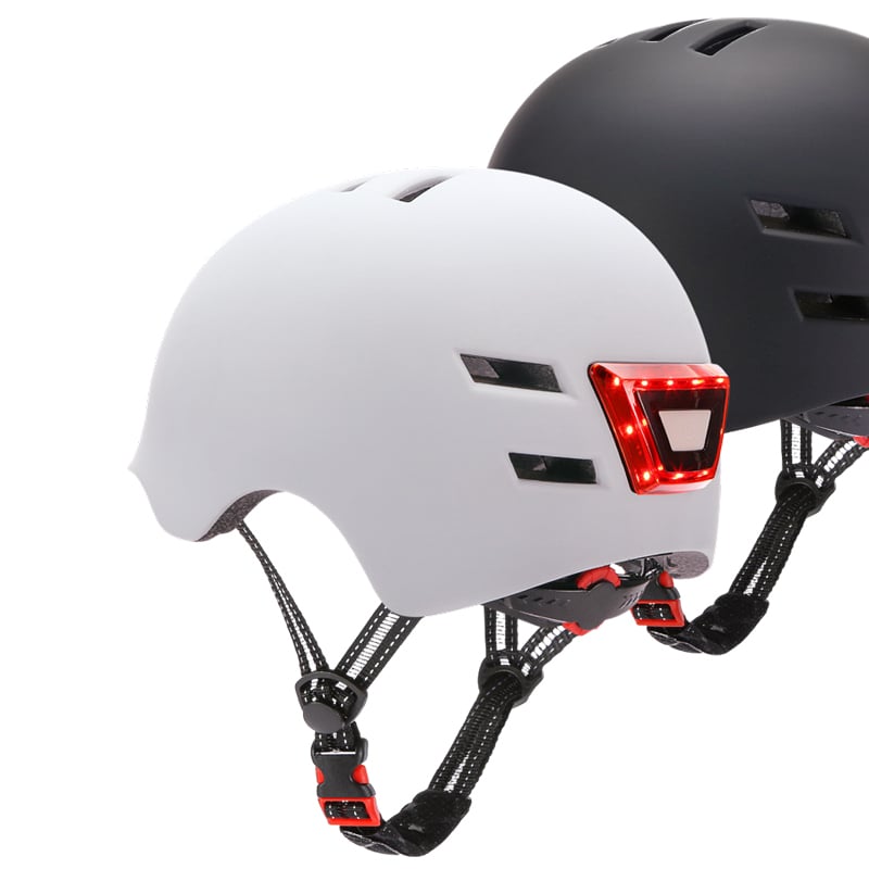 CASCO YOUIN MA1010 LUZ FRONTAL Y TRASERA NEGRO L