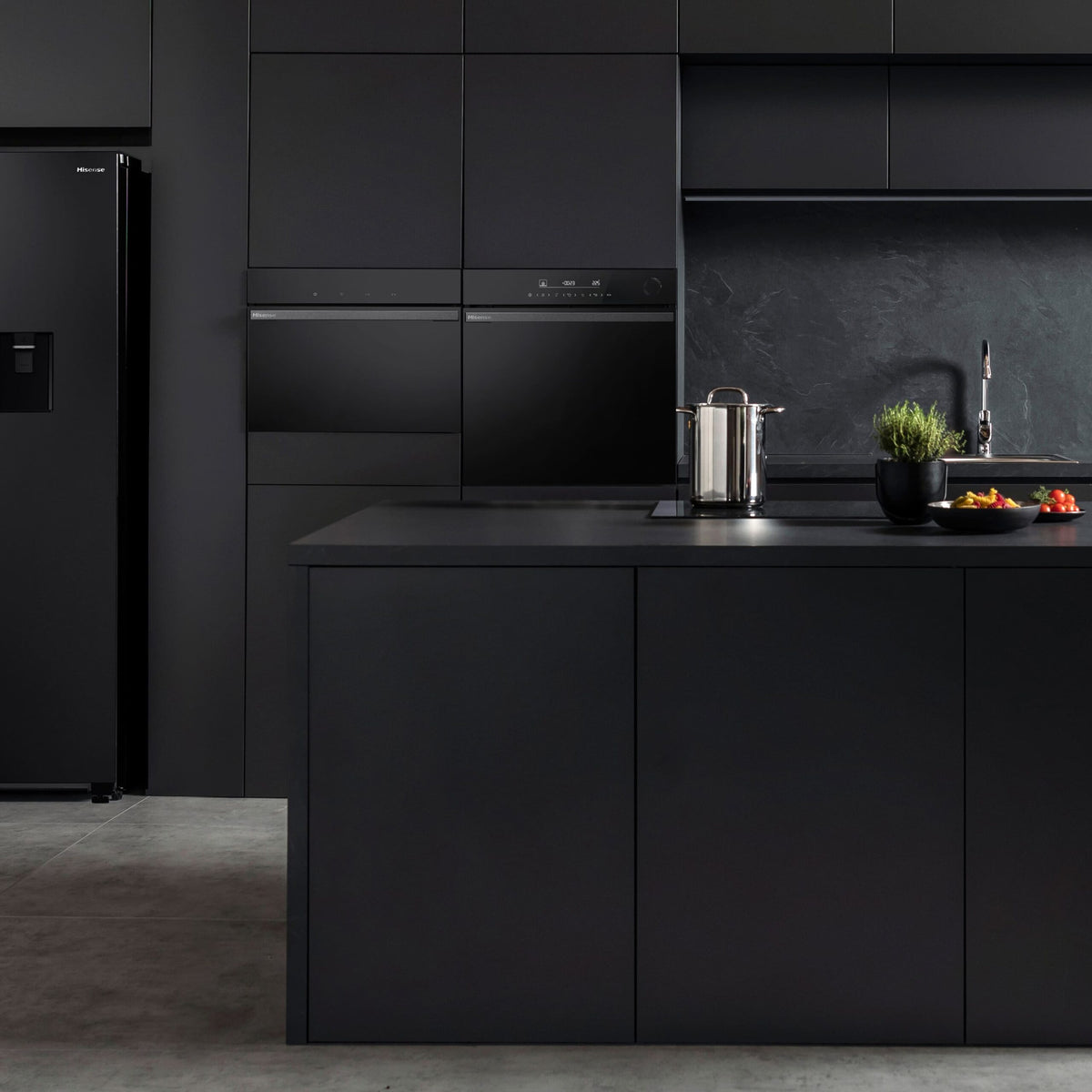 HORNO HISENSE BSA66346PBG WIFI 77L PIRO NEGRO VAPO