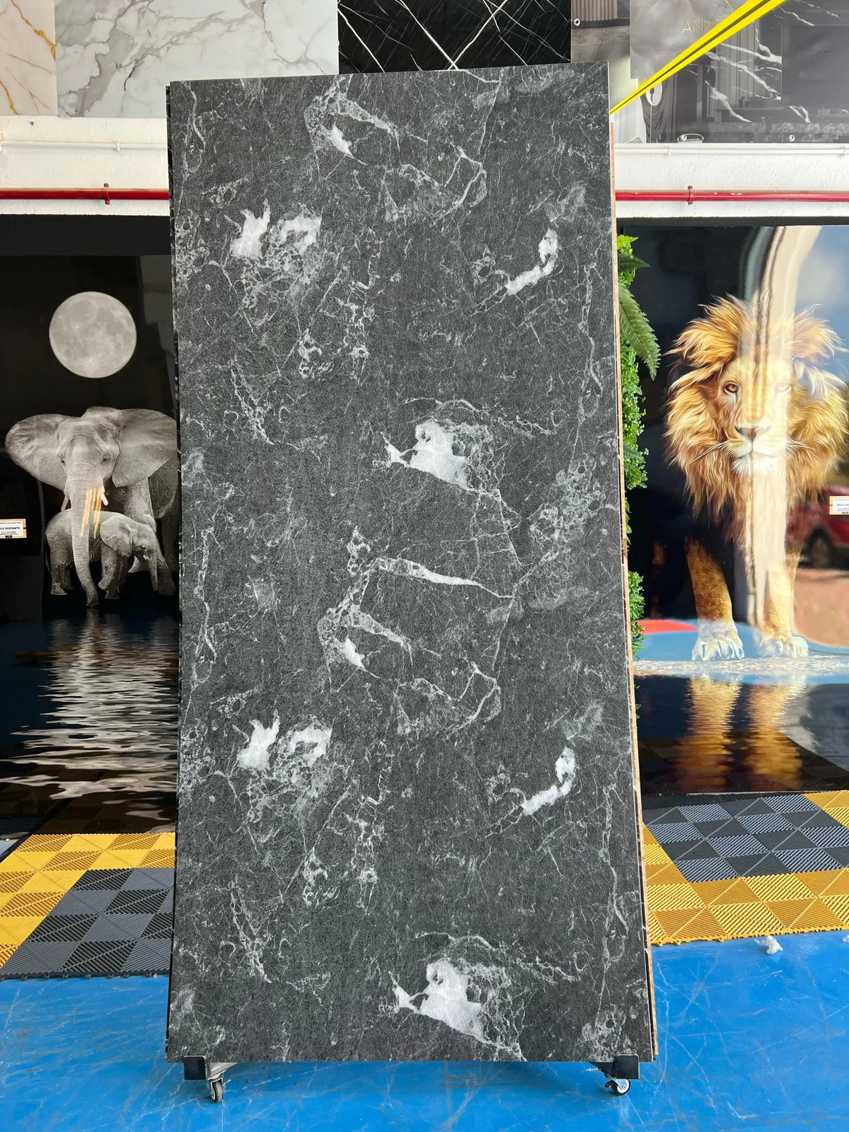 Placa decorativa polvo de piedra Mármol Negro Textura 260 x 122 cm