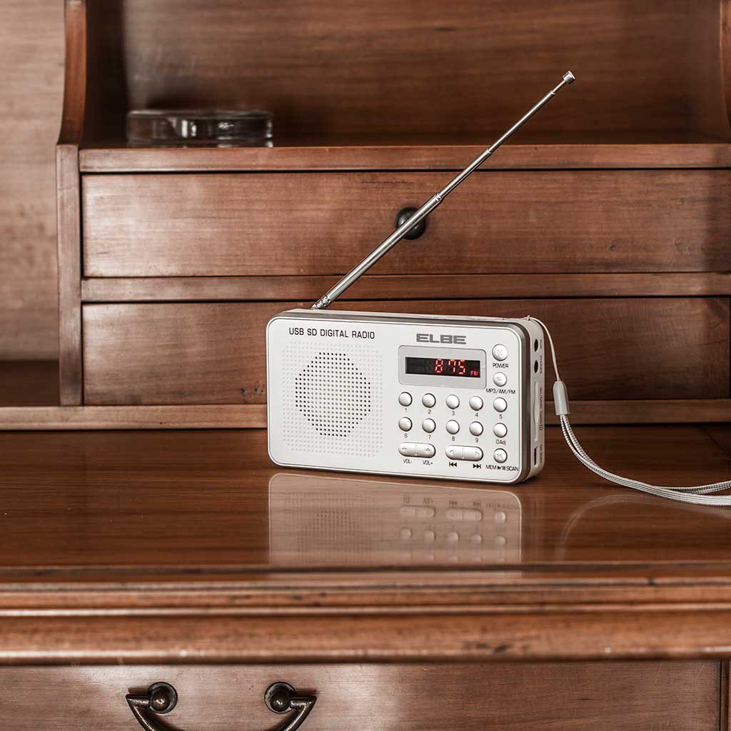 RADIO DIGITAL ELBE RF49USB FM MP3 USB SD BATERIA
