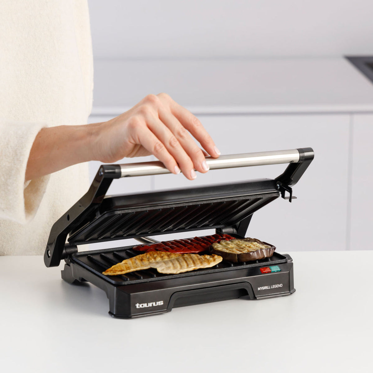 GRILL TAURUS MYGRILL LEGEND 1000W APERT180º