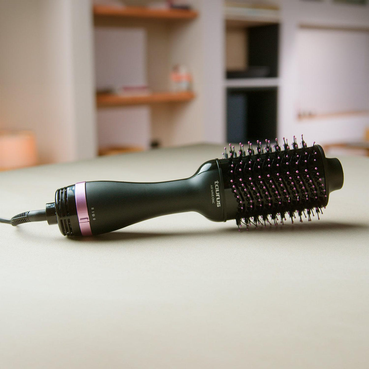 MOLDEADOR TAURUS AIR WAVE IONIC 1200W SECADOR