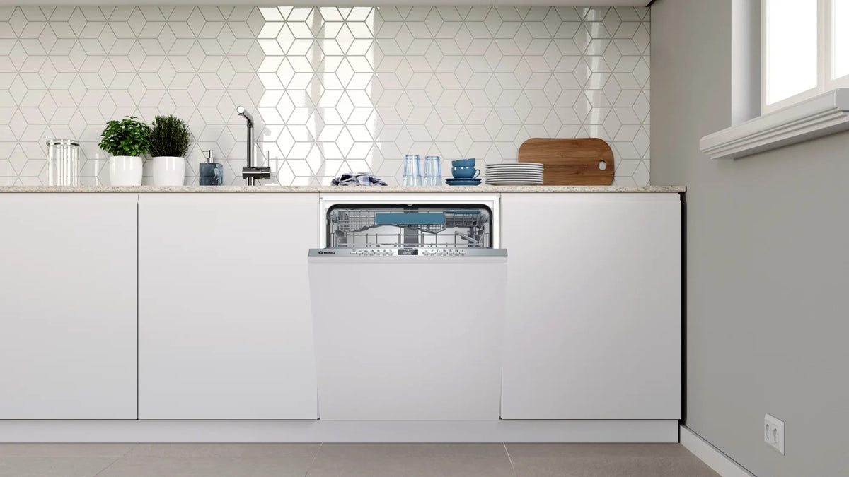 LVJ. BALAY 3VF6662SA 6P INOX DSP 42DB INT