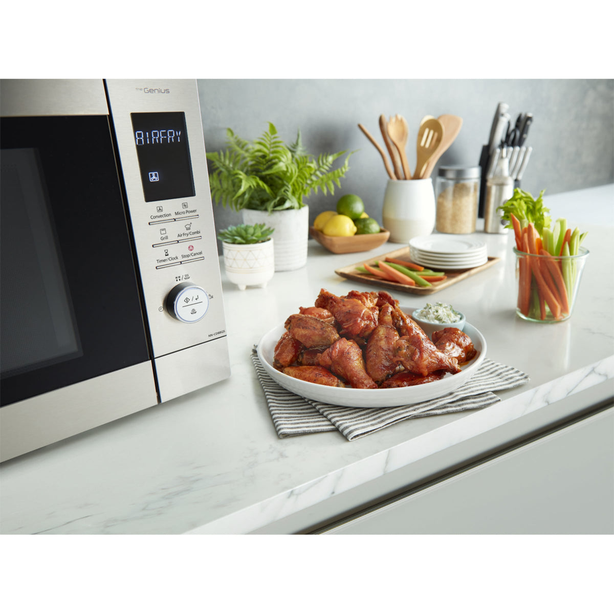 MICR. PANASONIC NNCD88QSEPG 34L GR INV AI AIRFRYER