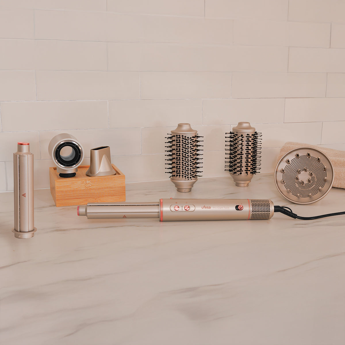 MOLDEADOR UFESA PRO GLAM TWIST MOTOR DIGITAL 7EN1
