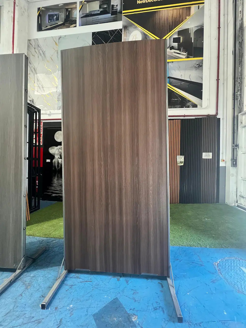 Placa decorativa polvo de piedra Madera Nogal 260 x 122 cm