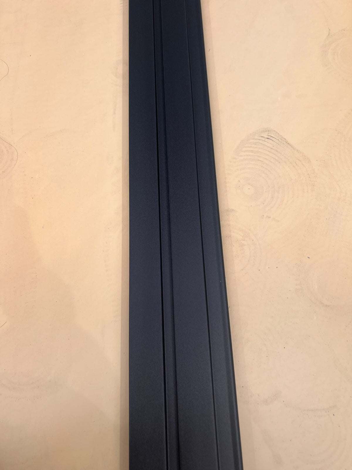 Listón modular PVC Negro 290 x 5 cm