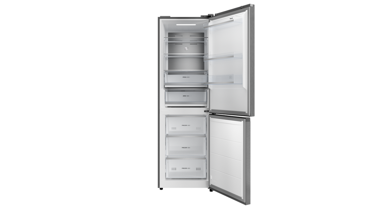 Interior abierto del frigorífico combi Teka RBF 84681 SS con cajones FreshBox y congelador inferior