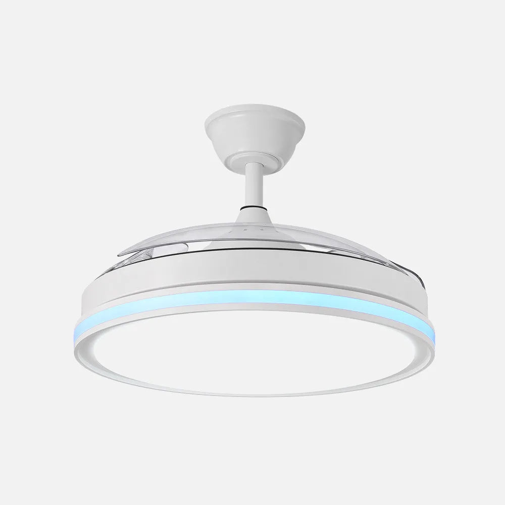 Ventilador de techo DC Cacique 107 cm con aspas retráctiles y luz LED de FABRILAMP en color blanco – vista de detalle
