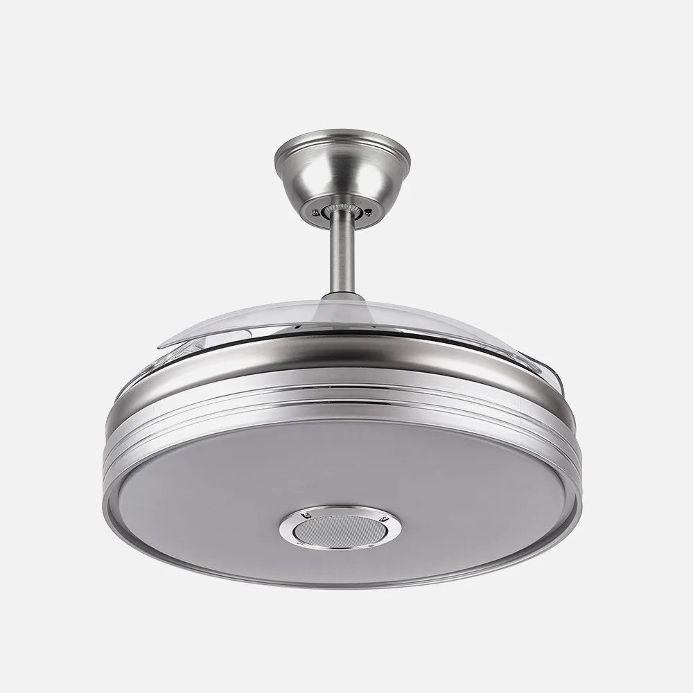Ventilador de techo DC Matanuska 108 cm con aspas retráctiles y luz LED de FABRILAMP en color níquel – vista de detalle