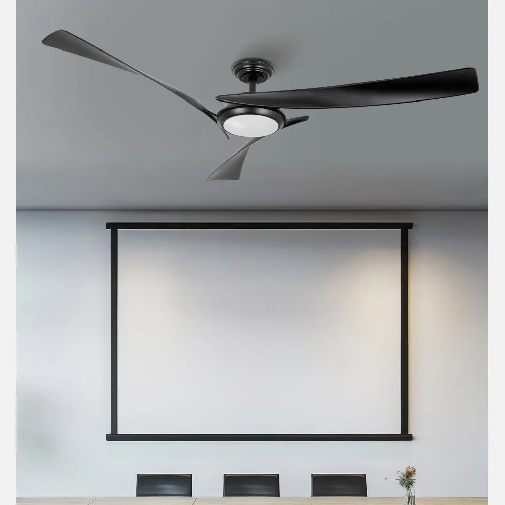 Ventilador de techo DC Tarento 132 cm con luz LED de FABRILAMP en color negro – vista de detalle
