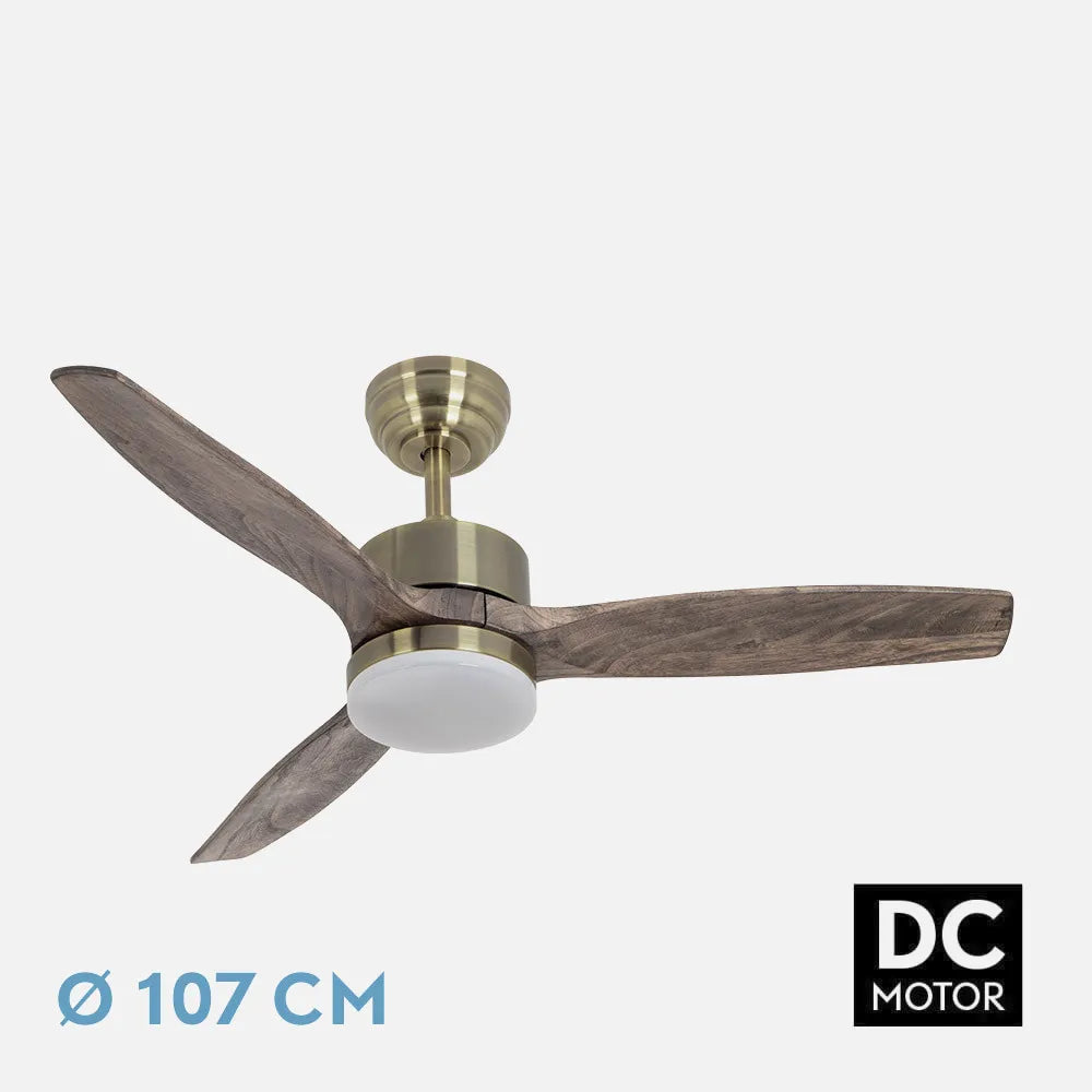 Ventilador de techo DC Torino 107 cm con luz LED de FABRILAMP en color cuero/roble – vista de detalle